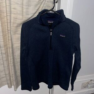 Patagonia quarter zip - navy blue - worn once - size adult small